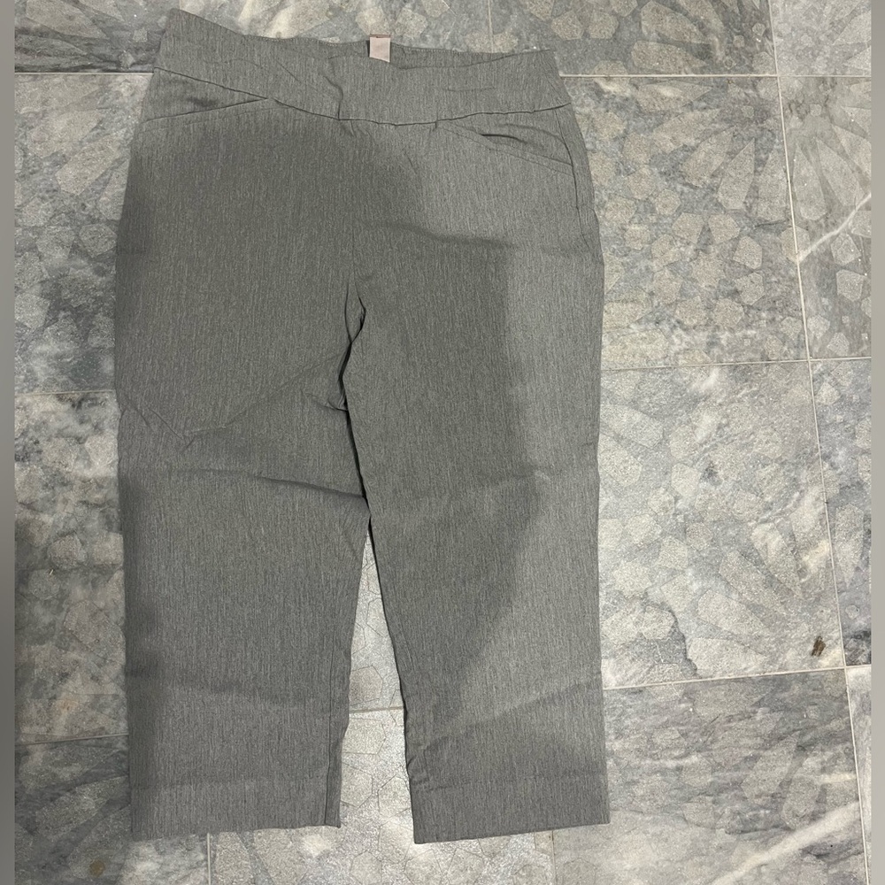 Chico's Gray Capris